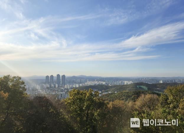 고봉산 전망대에서 보이는 풍경 (출처: 고양특례시)